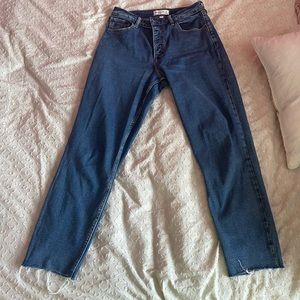 Abercrombie & Fitch high waisted button fly mom jeans. Size 28L.